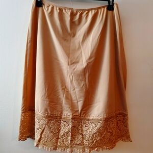 Vintage Vanity Fair half slip